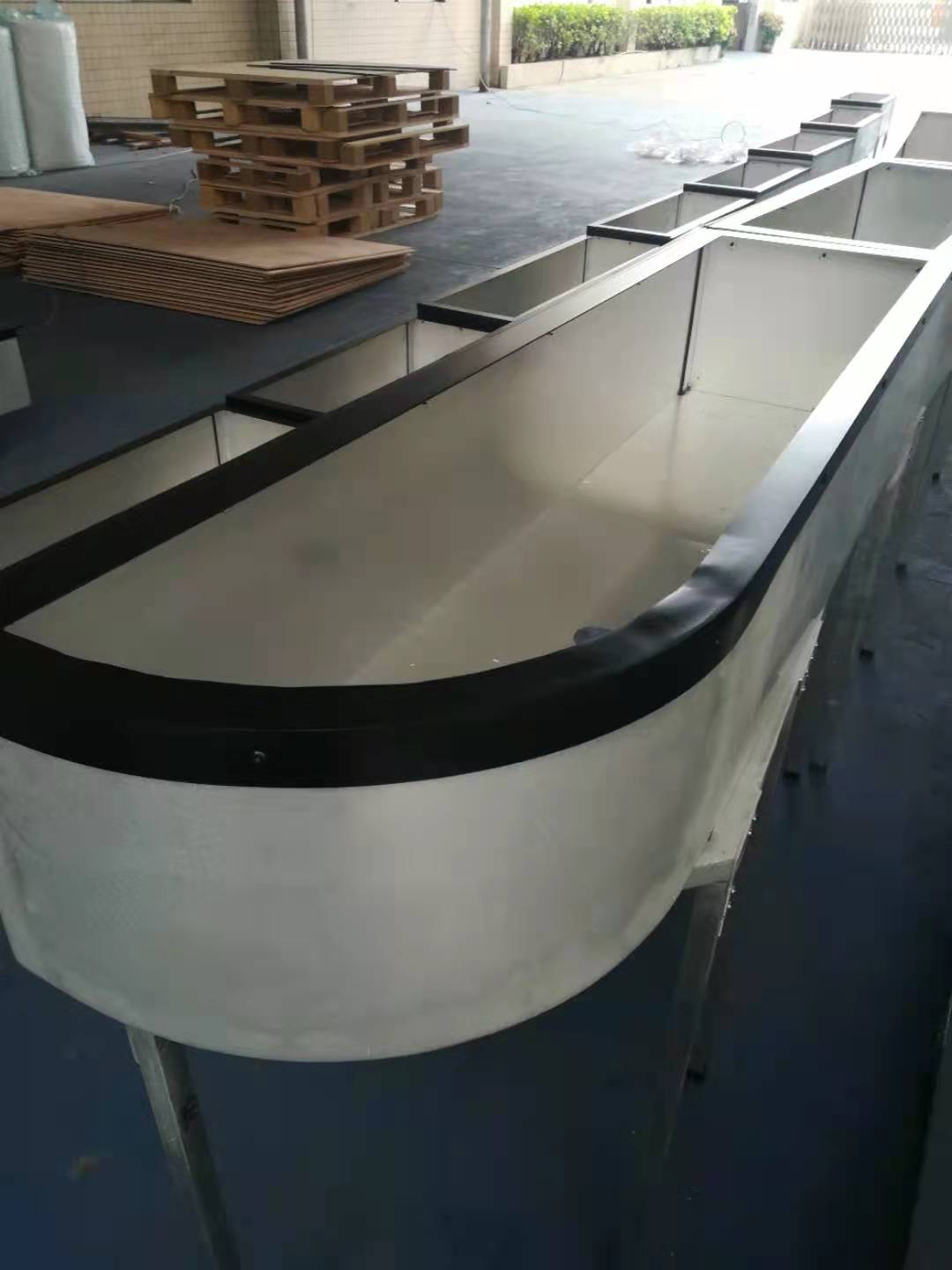 Alum Planter Box